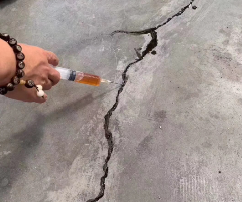 珠山混凝土裂缝修补技术详解​
